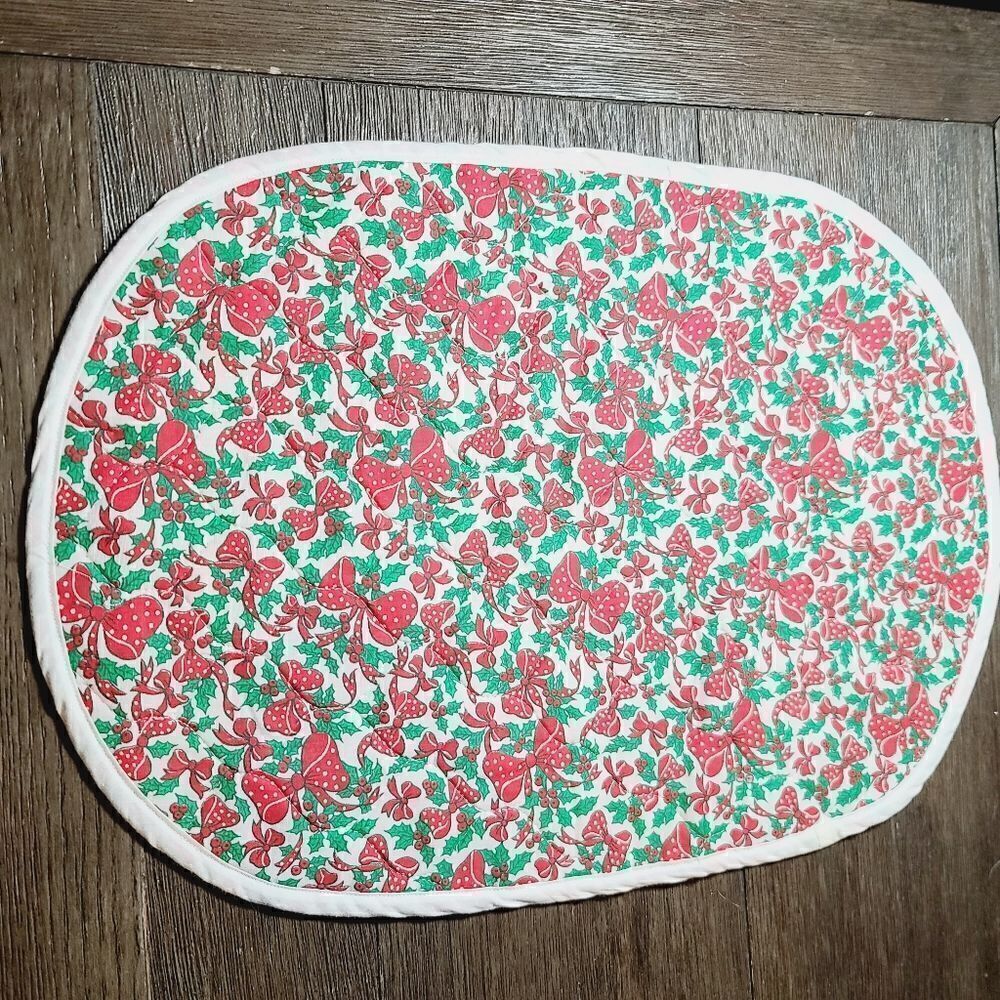 Vintage Handmade Christmas Red Polka Dot Bow Holly Contrast Trim Placemat